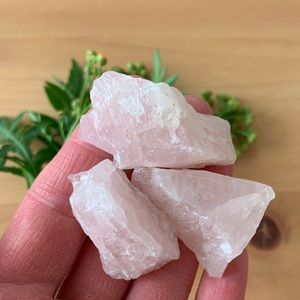 Raw Rose Quartz Gemstone bundle of 3 Stones / Rose Quartz / Unpolished Gemstone.
